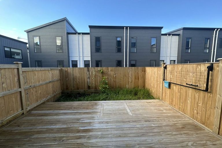 Photo of property in 38a Westgate Drive, Westgate, Auckland, 0614