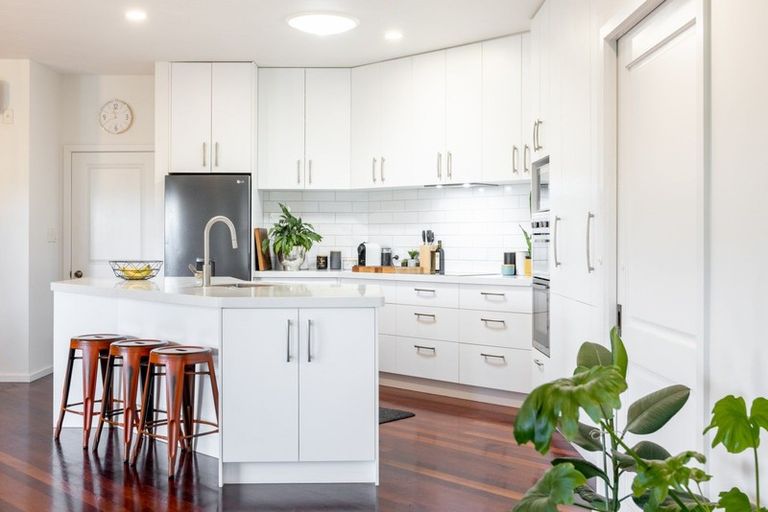 Photo of property in 41 Russell Robertson Drive, Havelock North, 4130