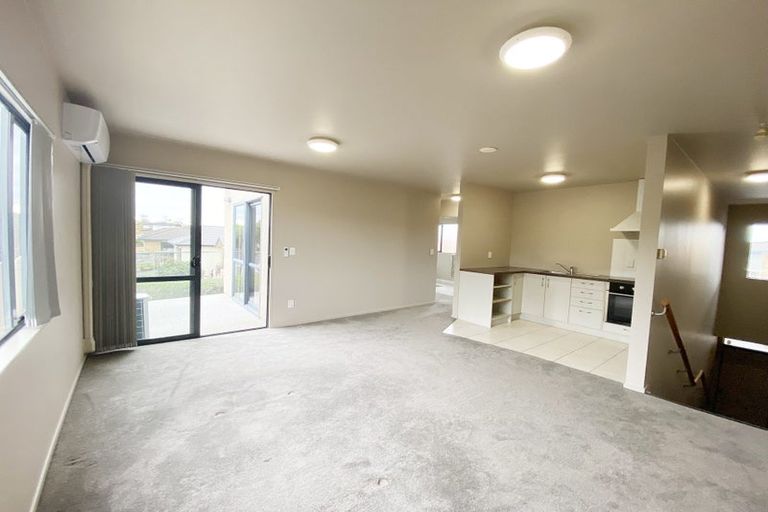 Photo of property in 5/548 Chapel Road, East Tamaki, Auckland, 2016