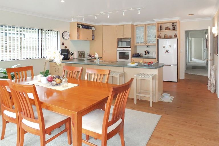 Photo of property in 4 Malthus Place, Foxton Beach, Foxton, 4815