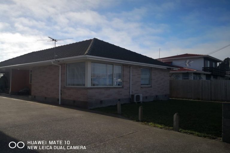 Photo of property in 72 Hawke Street, New Brighton, Christchurch, 8083