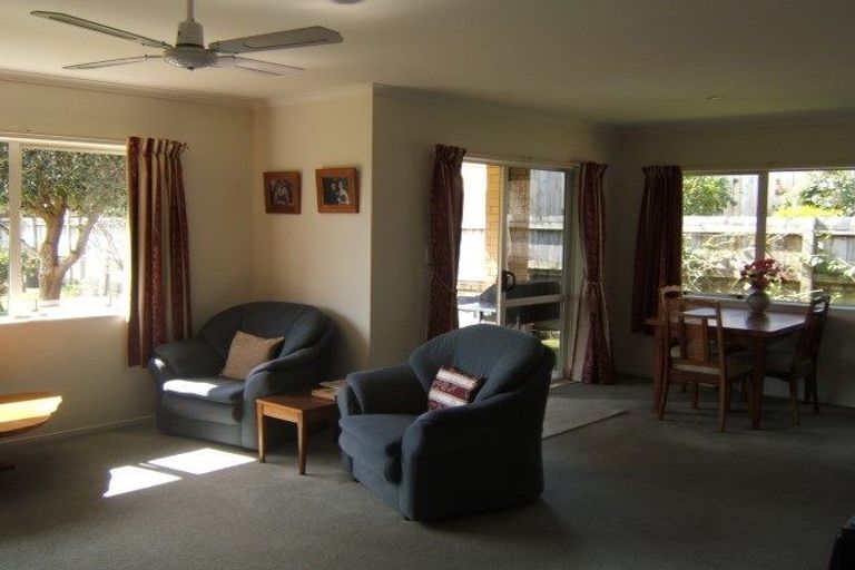 Photo of property in 16 Eclipse Terrace, Welcome Bay, Tauranga, 3112