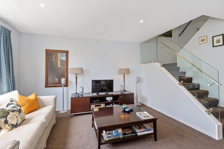 Photo of property in 8 Dave Jamieson Lane, Hillmorton, Christchurch, 8024