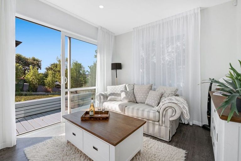 Photo of property in 39 Bella Vista Drive, Gulf Harbour, Whangaparaoa, 0930