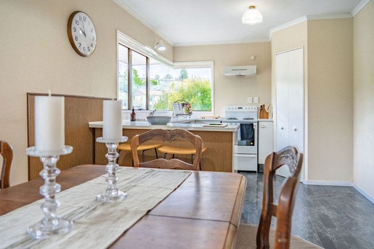 Photo of property in 27c Omokoroa Road, Omokoroa, 3114