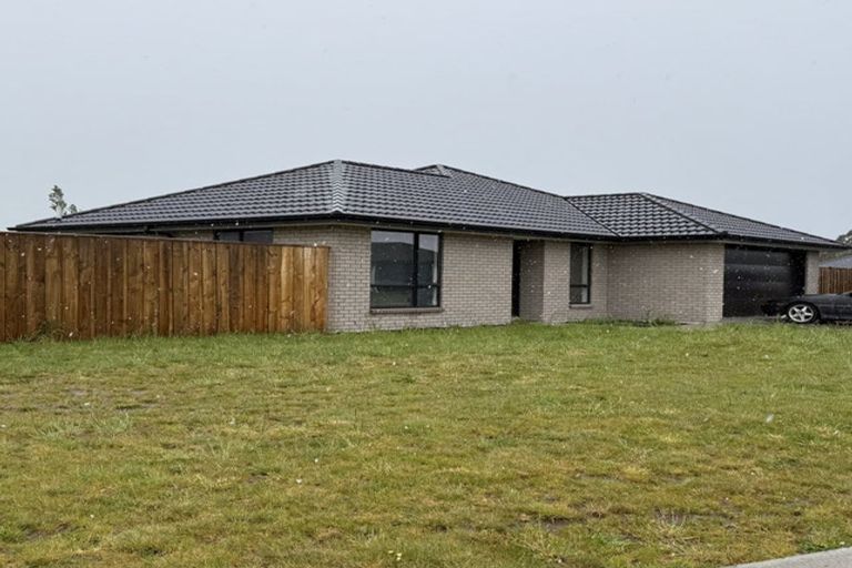 Photo of property in 6 Southdown Place, Kirwee, 7571