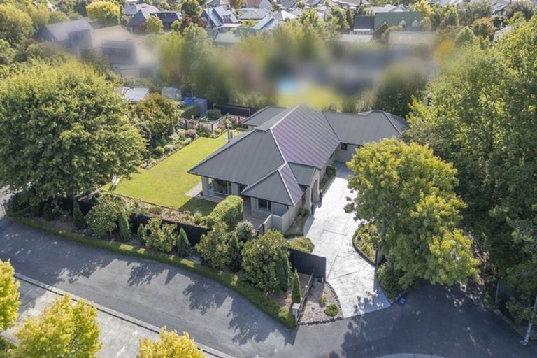Photo of property in 9a Harrod Place, Rangiora, 7400