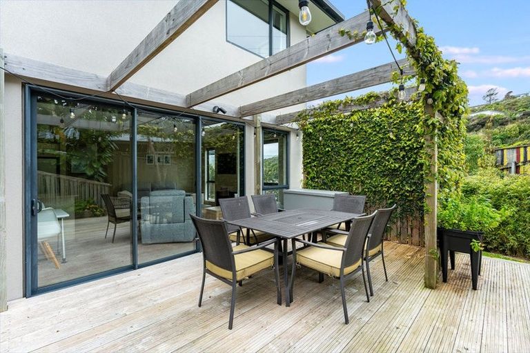 Photo of property in 8 Botany Lane, Whitby, Porirua, 5024