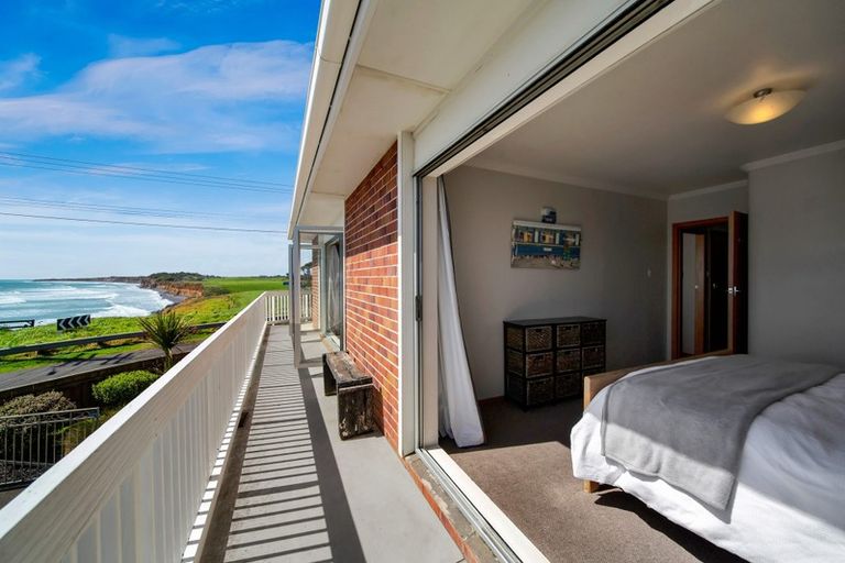 Photo of property in 1 Tiromoana Crescent, Bell Block, New Plymouth, 4312