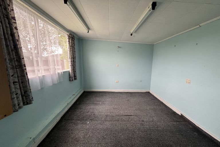 Photo of property in 18 Tyrone Grove, Wainuiomata, Lower Hutt, 5014