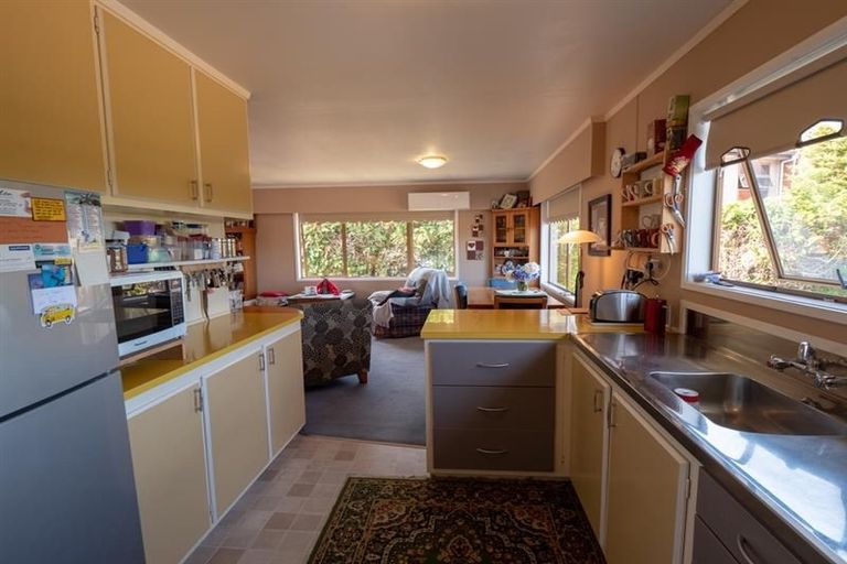 Photo of property in 17 School Road, Riverhead, 0820