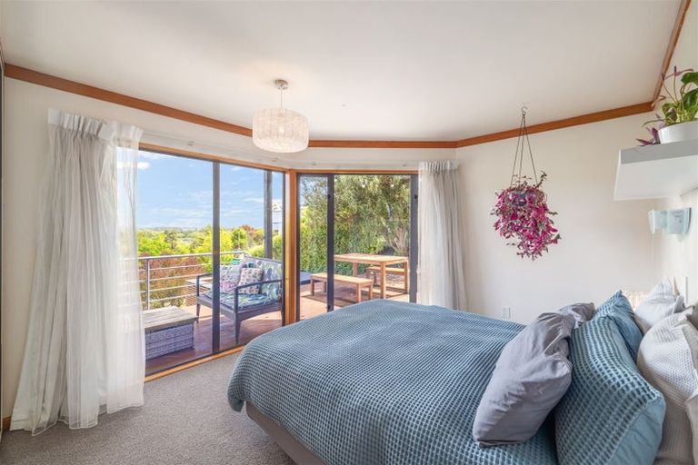 Photo of property in 12 Lucknow Place, Cashmere, Christchurch, 8022