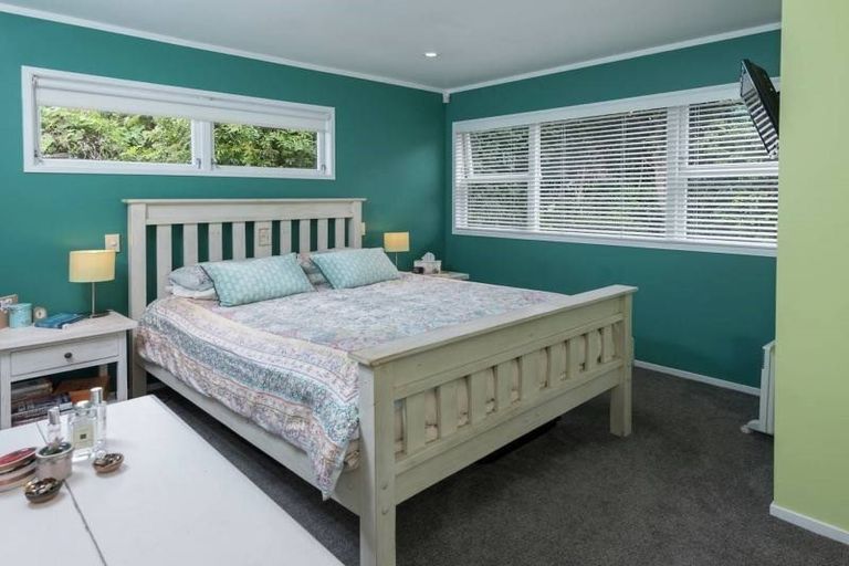 Photo of property in 17 Maugham Drive, Bucklands Beach, Auckland, 2014