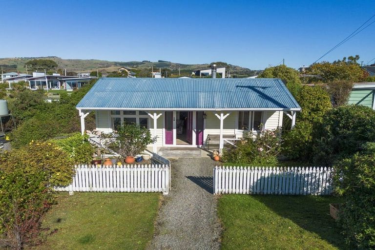 Photo of property in 72 Stornoway Street, Karitane, Waikouaiti, 9471