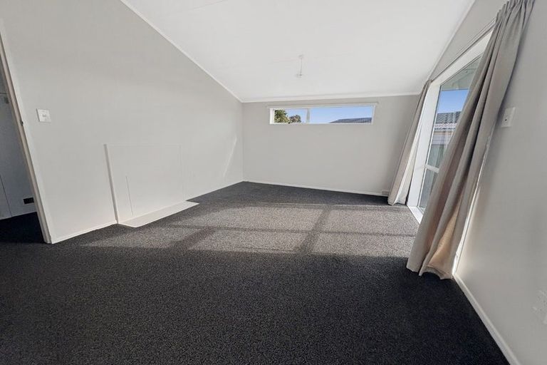 Photo of property in 27 Morgan Crescent, Levin, 5510