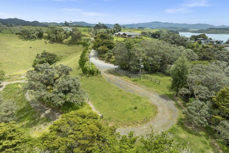 Photo of property in 130 Whangaruru Wharf Road, Whangaruru, Russell, 0184