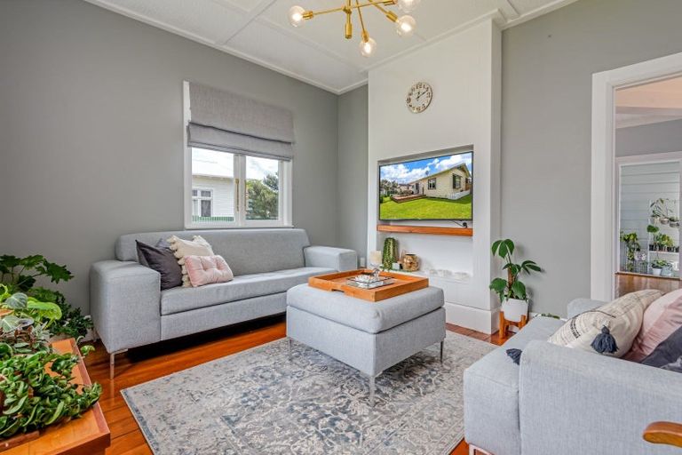 Photo of property in 23 Haydon Street, Roslyn, Palmerston North, 4414