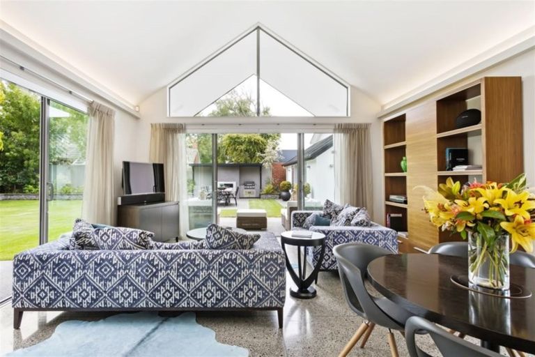 Photo of property in 63a Glandovey Road, Fendalton, Christchurch, 8052