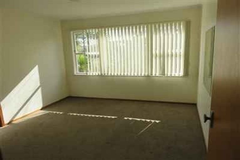 Photo of property in 809 Beach Road, Browns Bay, Auckland, 0630