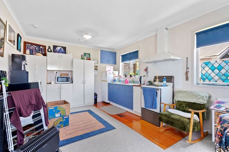 Photo of property in 14 Donald Street, Regent, Whangarei, 0112