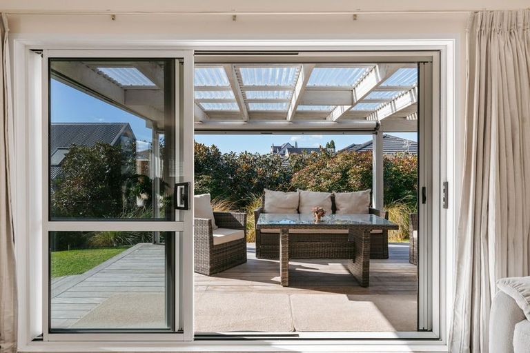 Photo of property in 15 Parkland Rise, Omokoroa, 3114