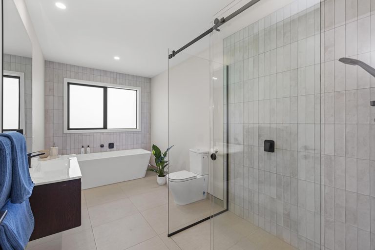 Photo of property in 322 Holland Road, Puketaha, Hamilton, 3286