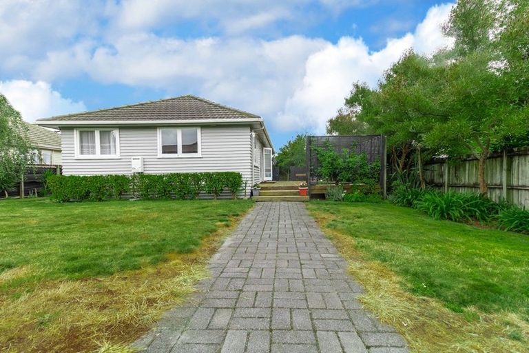 Photo of property in 2 Burns Court, Enderley, Hamilton, 3214