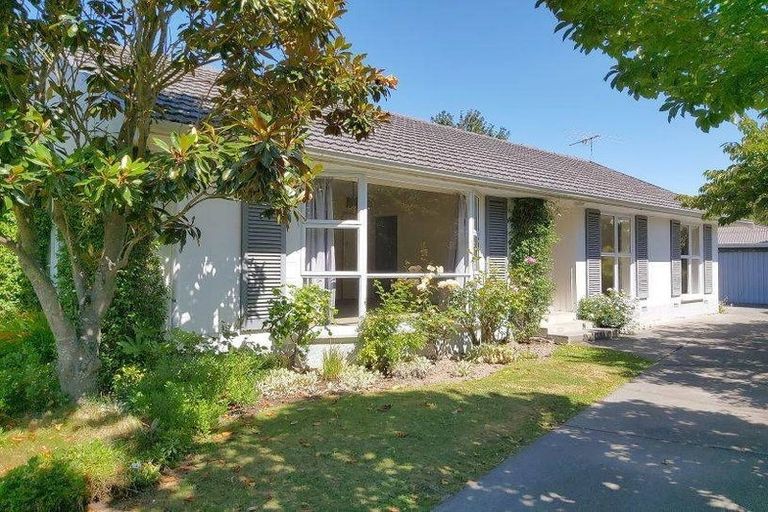 Photo of property in 63 Whitby Street, Burnside, Christchurch, 8053