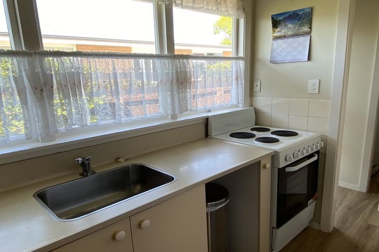 Photo of property in 77 Halberg Street, Dallington, Christchurch, 8061