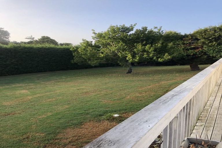 Photo of property in 4b Awhitu Road, Waiuku, 2683