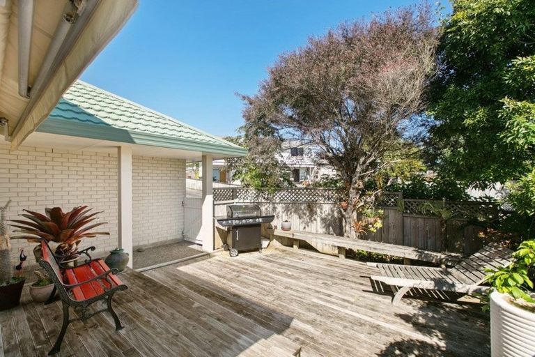 Photo of property in 1/25 Little Barrier Avenue, Manly, Whangaparaoa, 0930