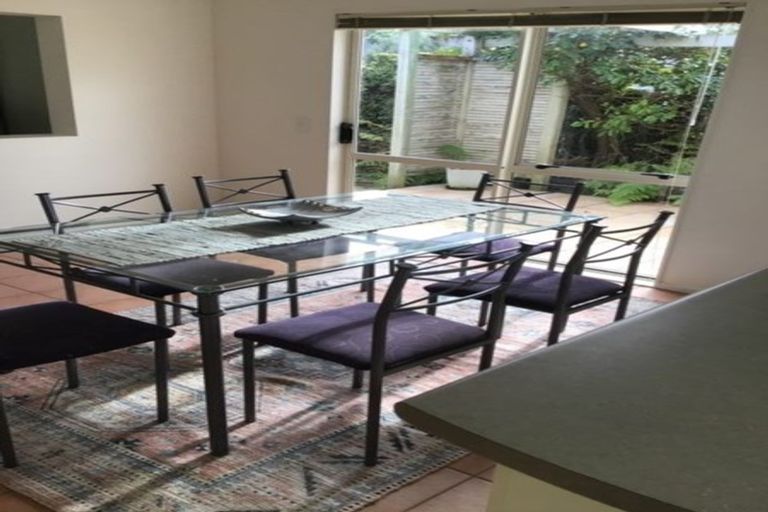 Photo of property in 11 Avion Terrace, Raumati Beach, Paraparaumu, 5032