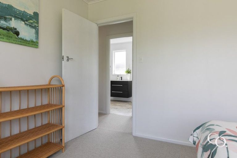 Photo of property in 27 Upham Street, Havelock North, 4130