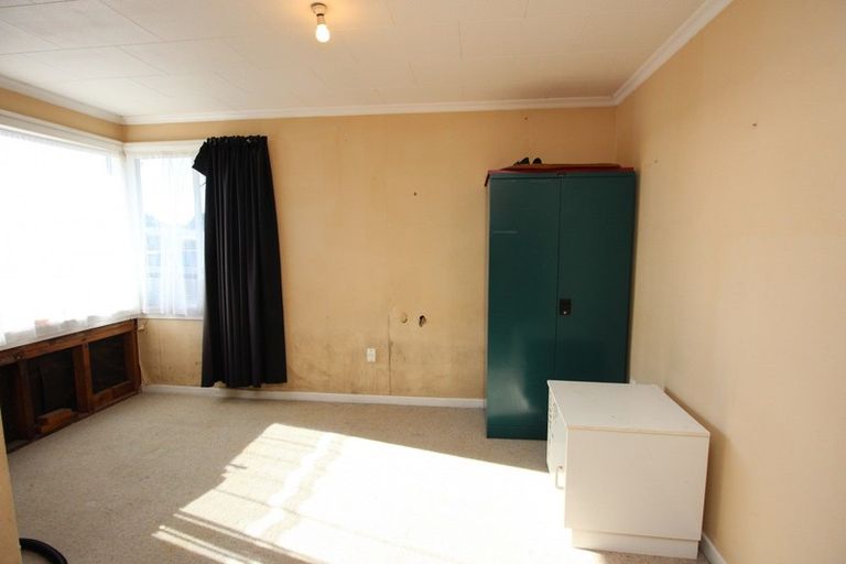 Photo of property in 12 Standish Street, Inglewood, 4330