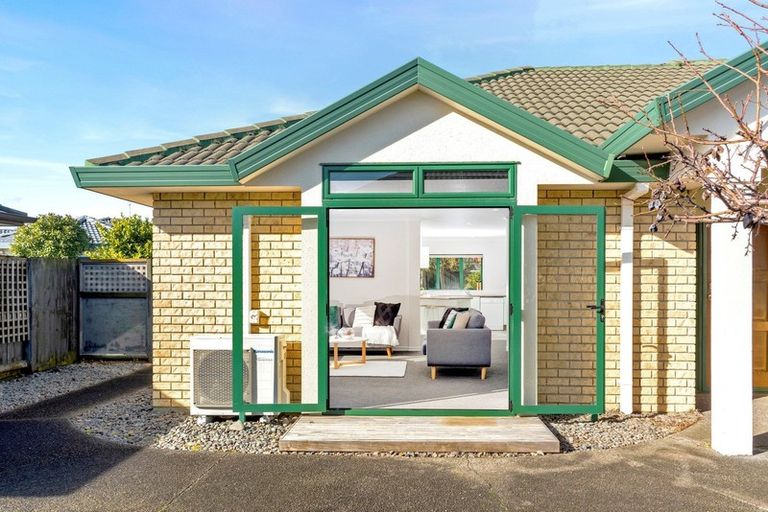 Photo of property in 73 Denny Hulme Drive, Mount Maunganui, 3116