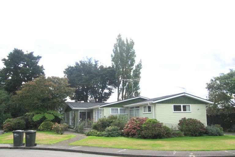 Photo of property in 20 Riversdale Road, Clouston Park, Upper Hutt, 5018