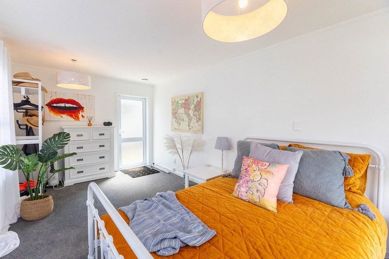 Photo of property in 127 Tilley Road, Paekakariki, 5034