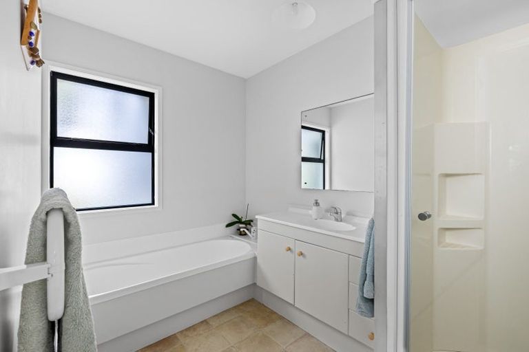 Photo of property in 15b Puriri Avenue, Orewa, 0931