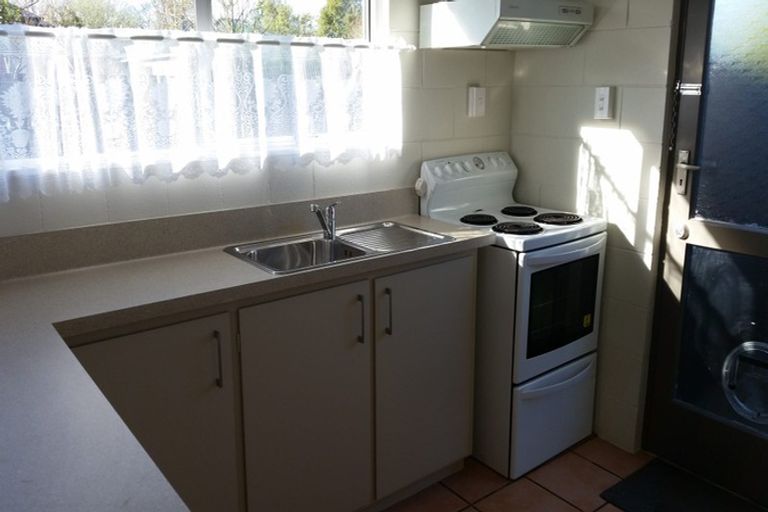 Photo of property in 2/72 Fairfield Avenue, Addington, Christchurch, 8024