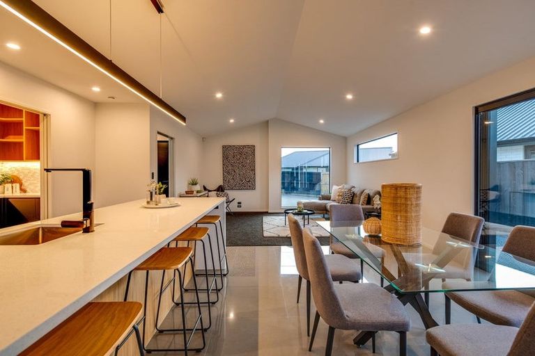 Photo of property in 27 Reece Place, Marshland, Christchurch, 8051