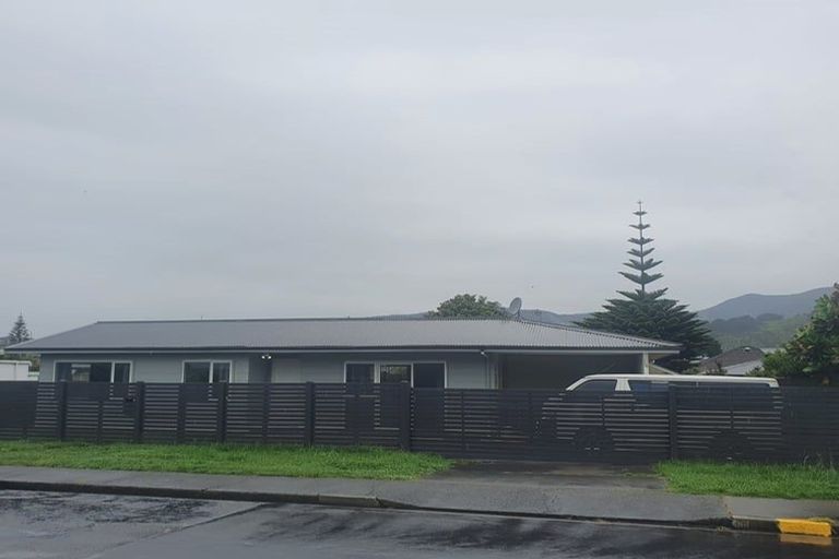 Photo of property in 88a Hillcrest Road, Raumati Beach, Paraparaumu, 5032