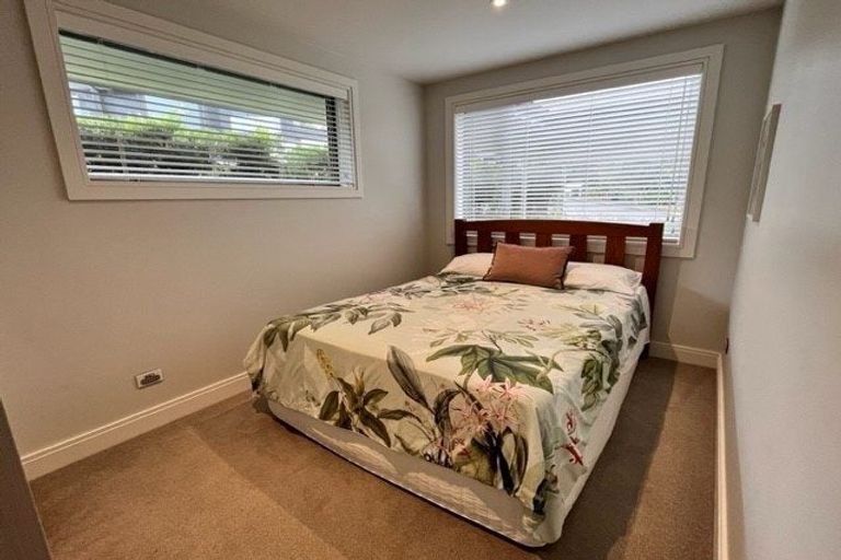 Photo of property in 23 Rangitoto View Road, Cockle Bay, Auckland, 2014
