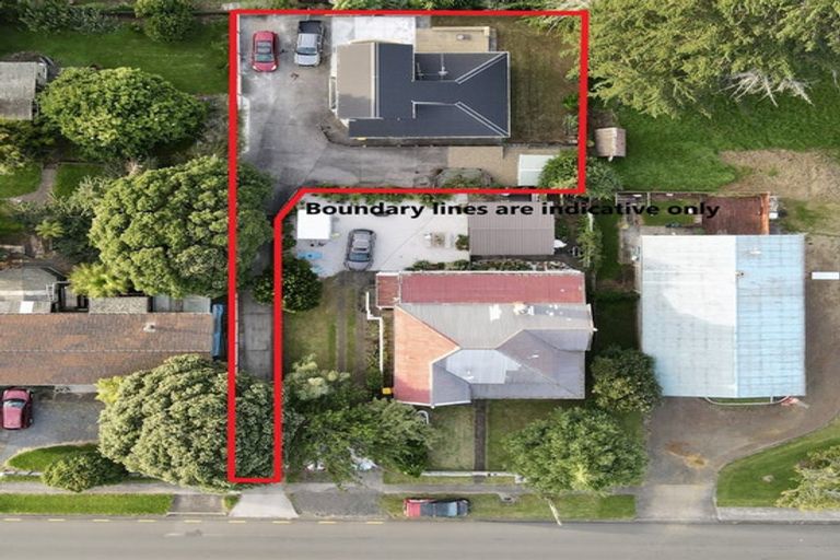 Photo of property in 14a Collingwood Road, Waiuku, 2123