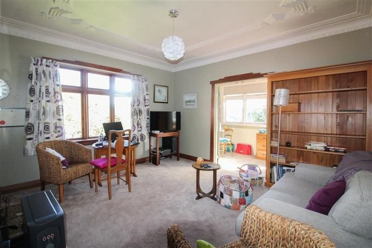 Photo of property in 11a Scotland Terrace, Green Island, Dunedin, 9018