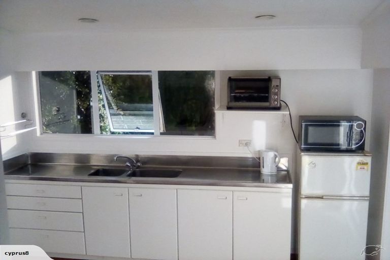 Photo of property in 109 Eskdale Road, Birkdale, Auckland, 0626