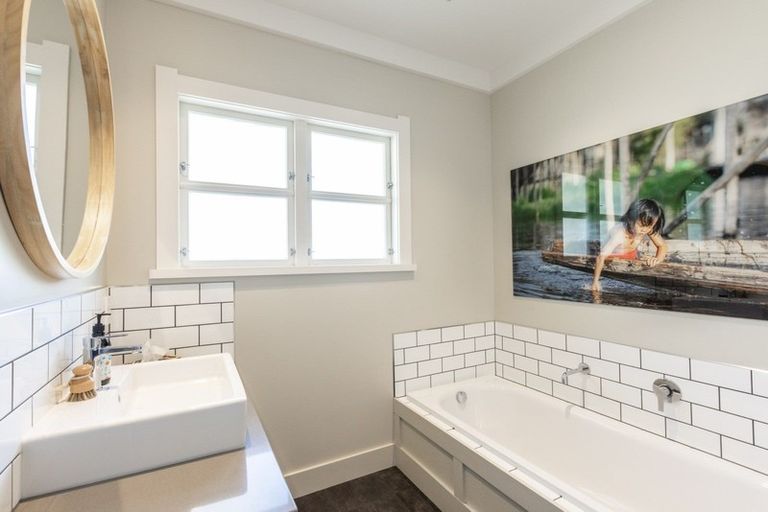 Photo of property in 86 Mchardy Street, Havelock North, 4130