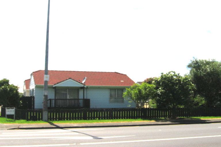 Photo of property in 1/130 Carbine Road, Mount Wellington, Auckland, 1062