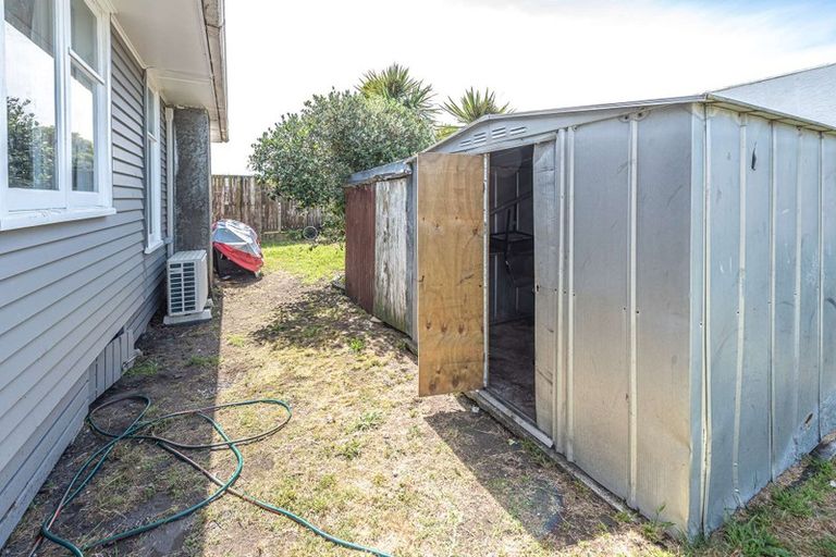 Photo of property in 62 Mosston Road, Castlecliff, Whanganui, 4501