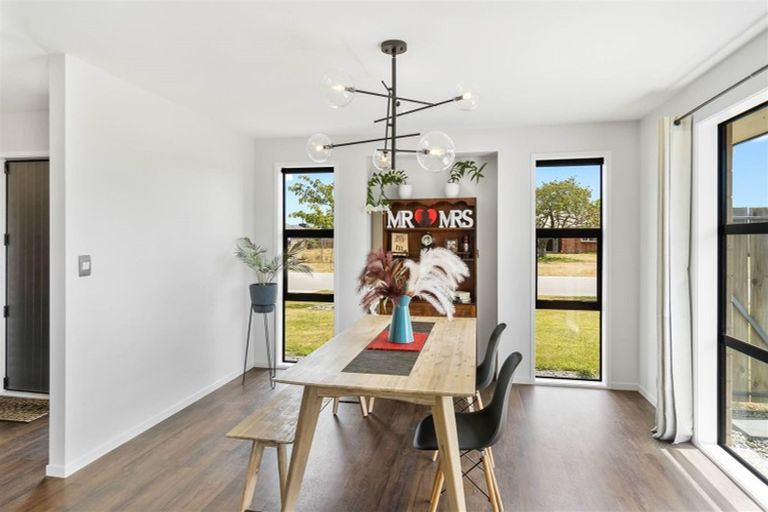 Photo of property in 76 Beaumont Drive, Rolleston, 7614