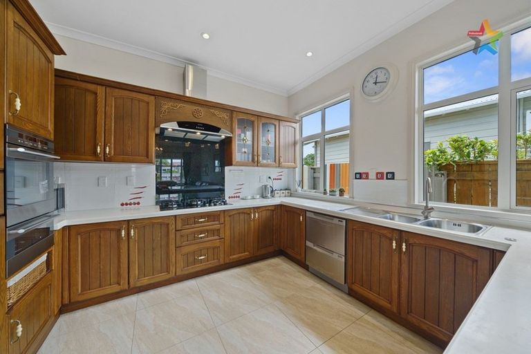 Photo of property in 389 Jackson Street, Petone, Lower Hutt, 5012